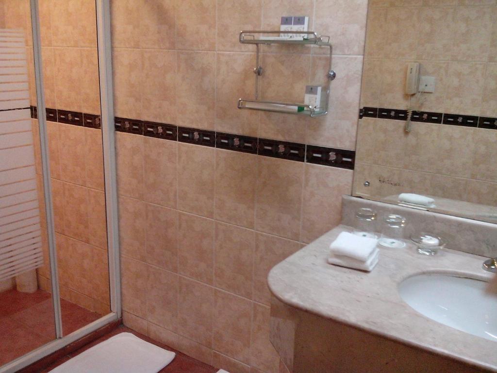 Garden City Hotel Chengdu Room photo