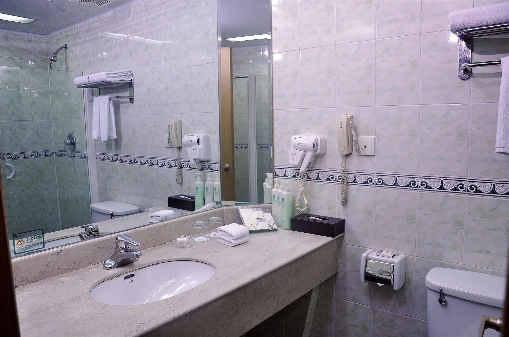 Garden City Hotel Chengdu Exterior photo